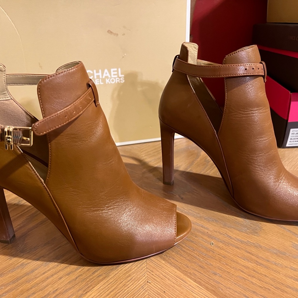 Michael Kors Brown Leather Heeled Boots